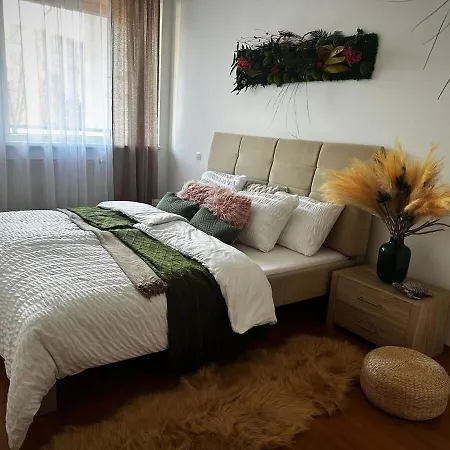 Bali S Parkovacim Mistem V Centru Mesta Apartmán Ceske Budejovice